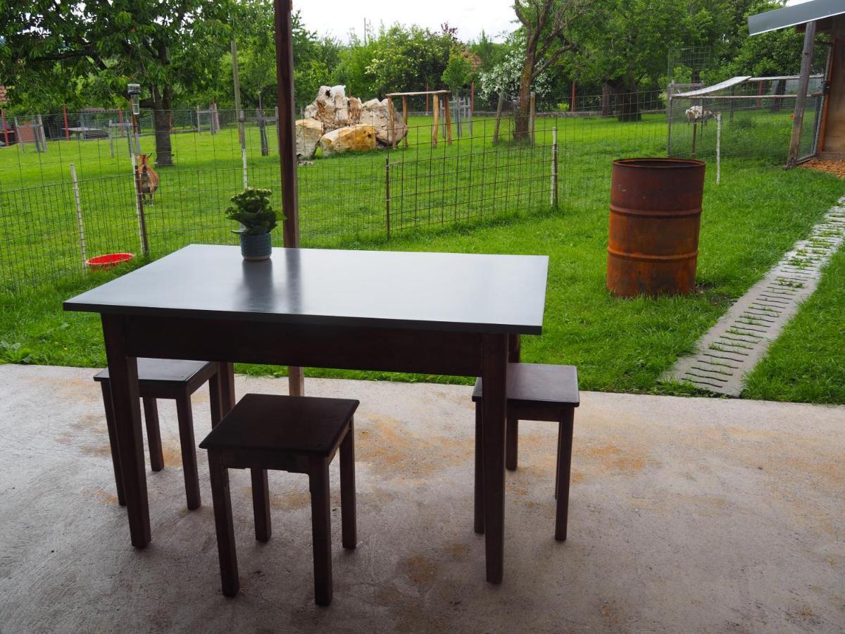 Chez Redamo Apartament Vendlincourt Zewnętrze zdjęcie